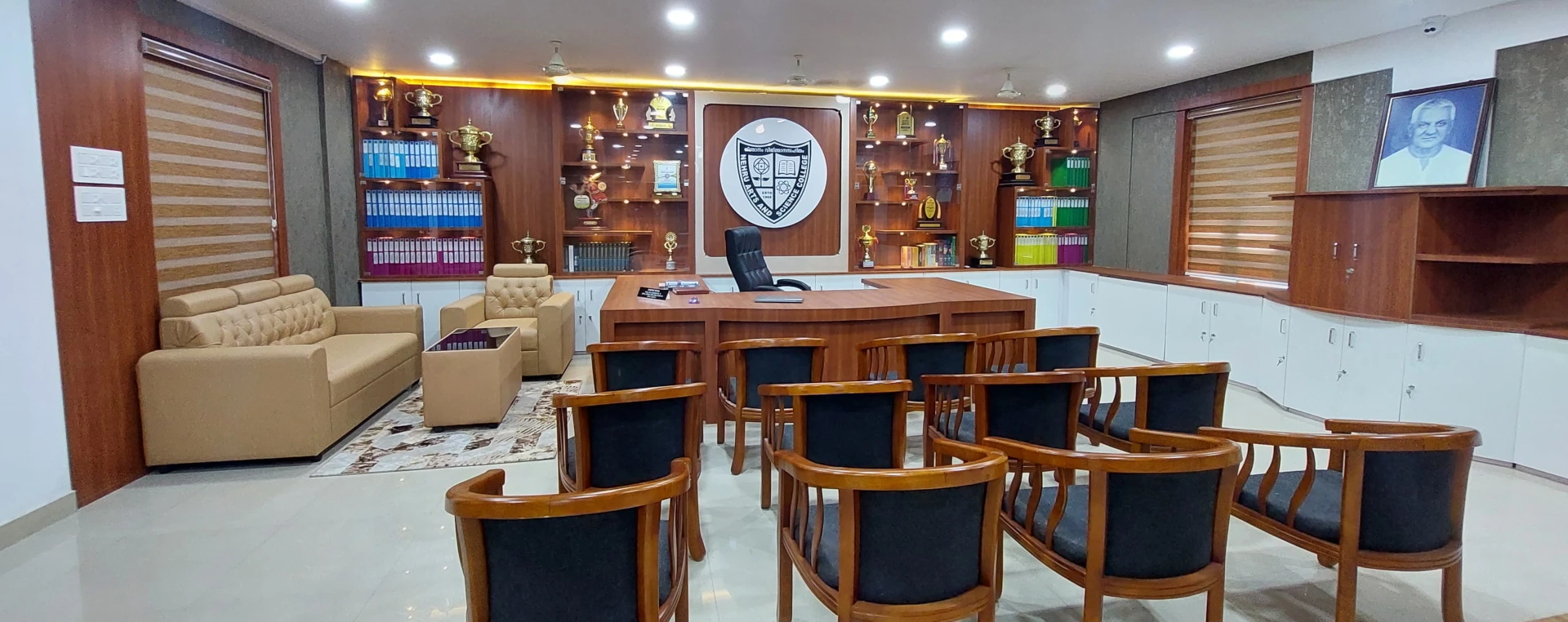 Principal's Chamber Image